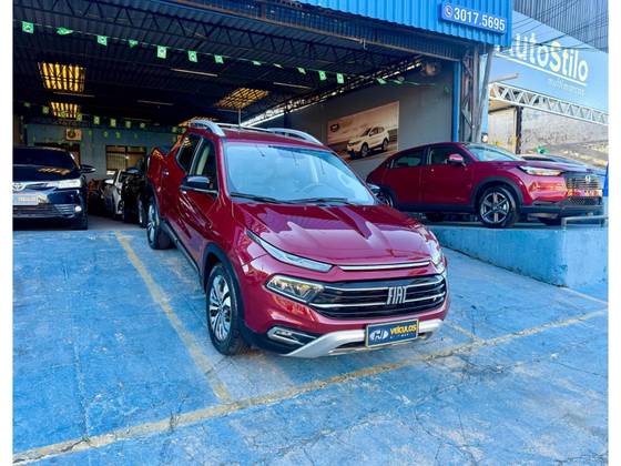 FIAT TORO 2.0 16V TURBO DIESEL VOLCANO 4WD AT9 FIAT TORO 2.0 16V TURBO DIESEL VOLCANO 4WD AT9